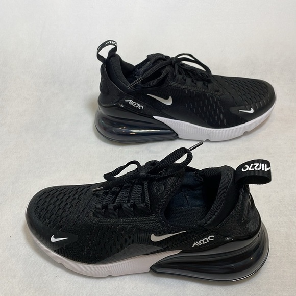 Nike Air Max 270 Boys Kids (GS) Black White - Anthracite  Size 4Y NEW IN BOX - Picture 11 of 16
